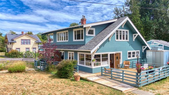 1379 Gulf Road, Point Roberts, WA 98281