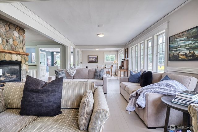 1379 Gulf Road, Point Roberts, WA 98281