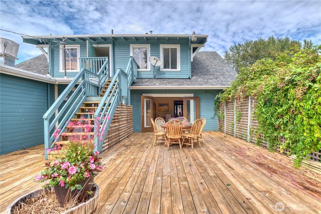 1379 Gulf Road, Point Roberts, WA 98281