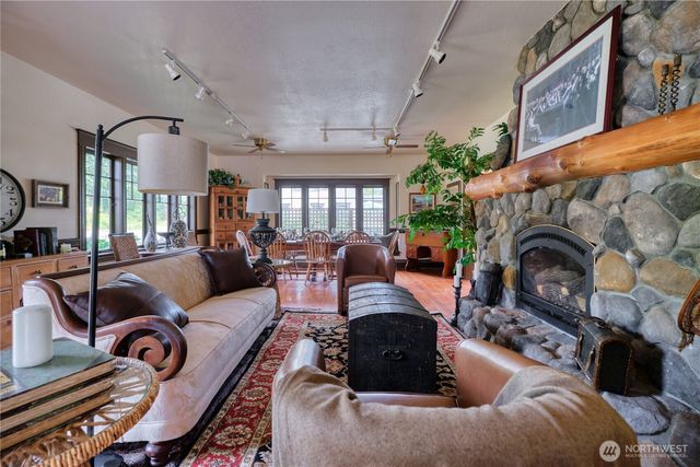 1379 Gulf Road, Point Roberts, WA 98281