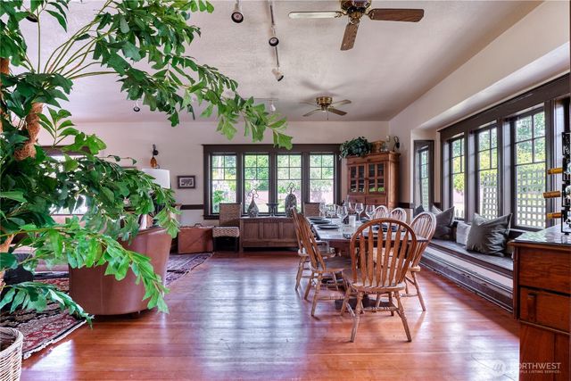 1379 Gulf Road, Point Roberts, WA 98281