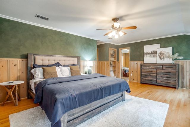 1505 N Riverside Drive, Fort Worth, TX 76111