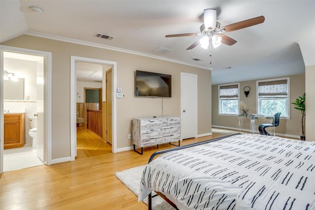 1505 N Riverside Drive, Fort Worth, TX 76111