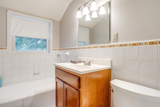 1505 N Riverside Drive, Fort Worth, TX 76111