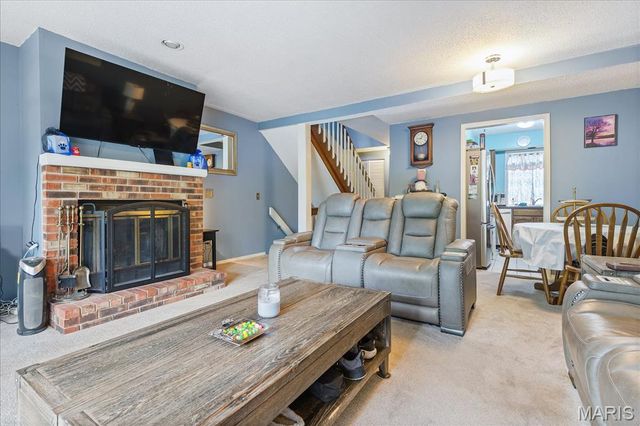 228 Cedar Grove Drive D, St Charles, MO 63304