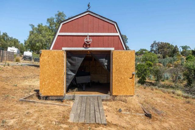 9908 West lilac, Escondido, CA 92026