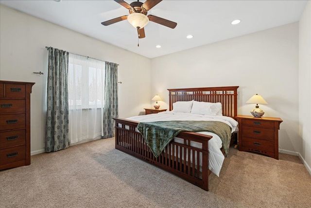 2831 CHIEF WILLIAM DRIVE, Fairbanks, AK 99709