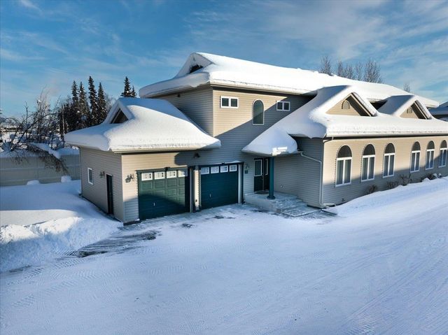 2831 CHIEF WILLIAM DRIVE, Fairbanks, AK 99709
