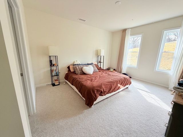 6 Stratton Dr 110, Woburn, MA 01801