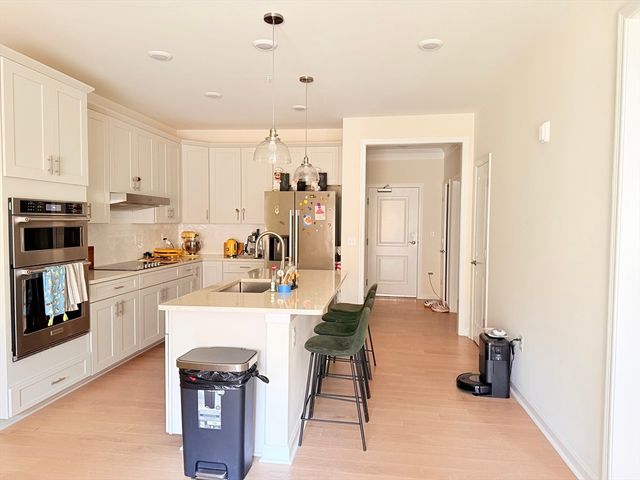 6 Stratton Dr 110, Woburn, MA 01801