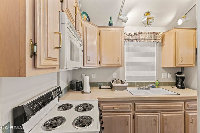 111 S GREENFIELD Road 238, Mesa, AZ 85206