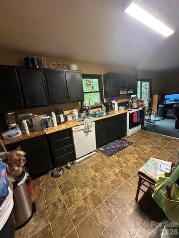 138 Heavenly View Drive, Sylva, NC 28779
