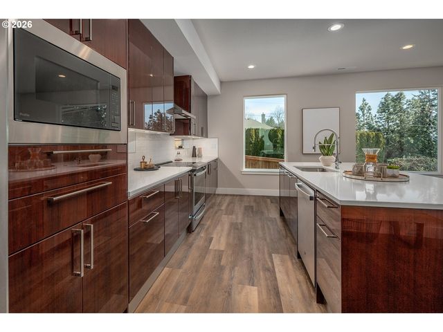 15574 Sw PEACE Ave, Tigard, OR 97224