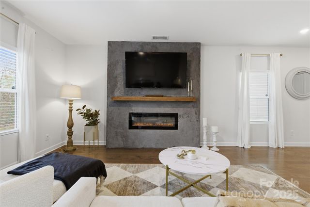 3528 Auburn Curb Road, Charlotte, NC 28217