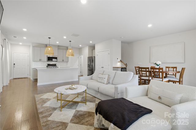 3528 Auburn Curb Road, Charlotte, NC 28217