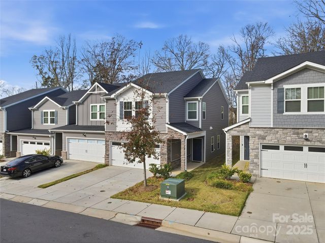 3528 Auburn Curb Road, Charlotte, NC 28217