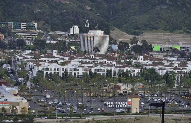 2902 Via Alta, San Diego, CA 92108