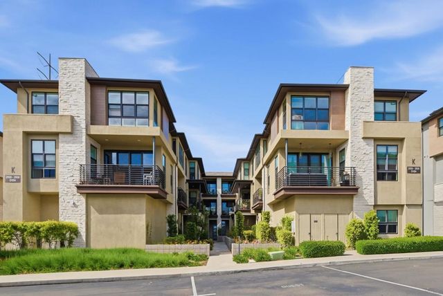 2902 Via Alta, San Diego, CA 92108