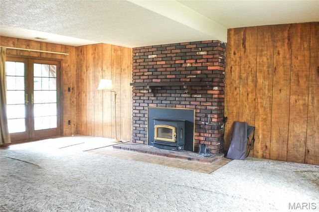 10659 Wurdack Avenue, St Louis, MO 63114
