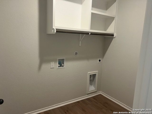 105 BEVERIDGE, Seguin, TX 78155