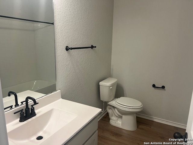 105 BEVERIDGE, Seguin, TX 78155