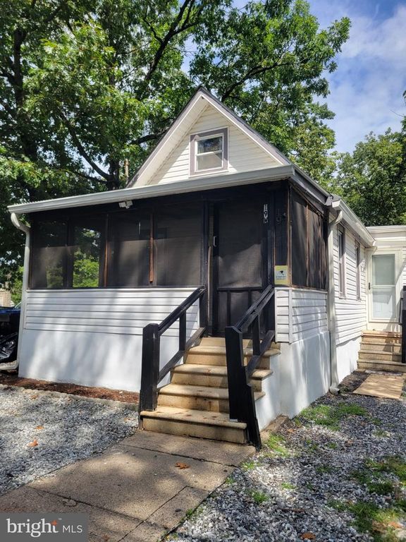 19 HICKSTOWN RD, PINE HILL, NJ 08021 — exterior