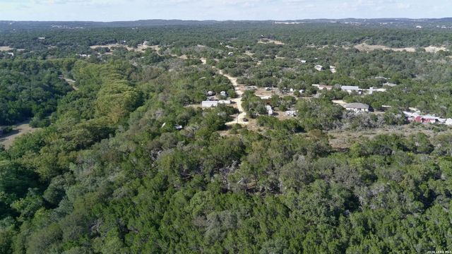 181 BLUE BONNET HILL CIR, Spring Branch, TX 78070