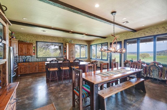 1084 Beddo Mountain, Santo, TX 76472