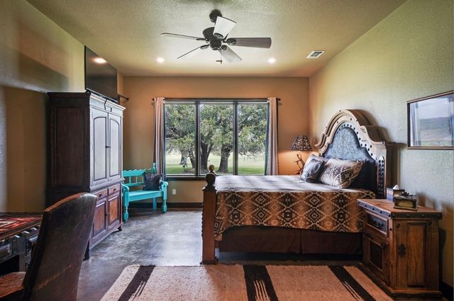 1084 Beddo Mountain, Santo, TX 76472