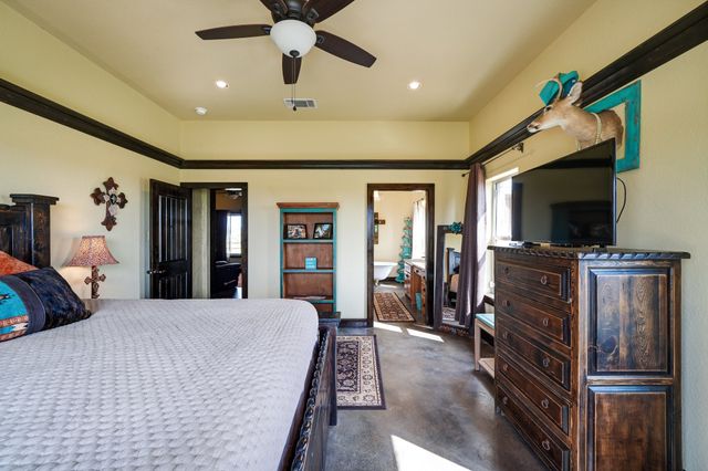 1084 Beddo Mountain, Santo, TX 76472
