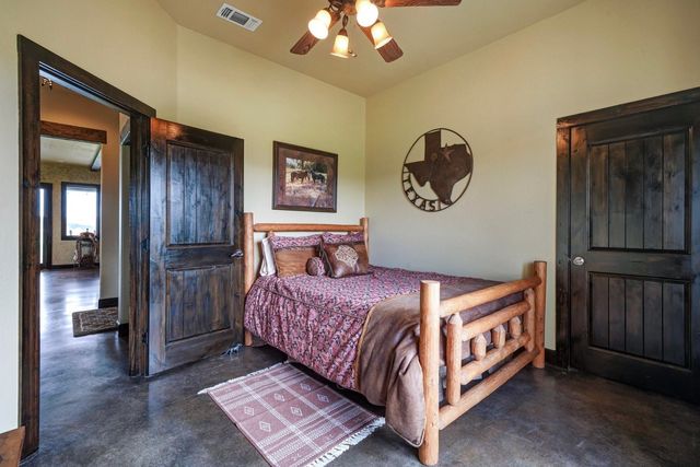 1084 Beddo Mountain, Santo, TX 76472