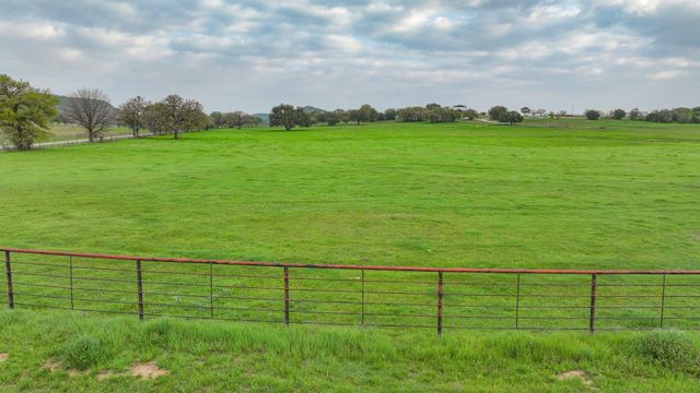 1084 Beddo Mountain, Santo, TX 76472