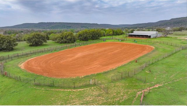 1084 Beddo Mountain, Santo, TX 76472