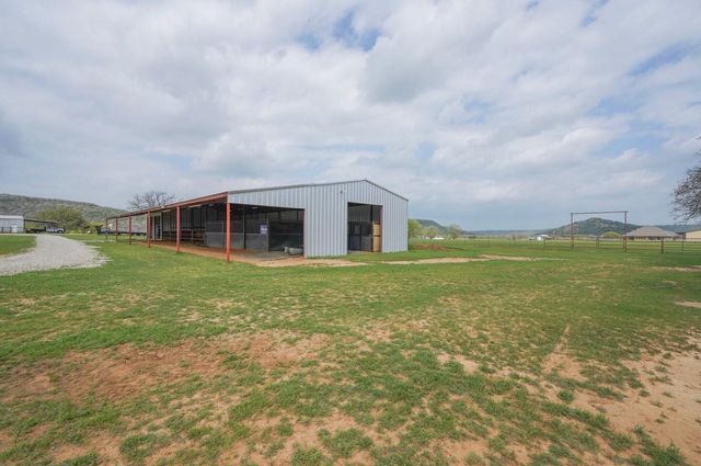 1084 Beddo Mountain, Santo, TX 76472