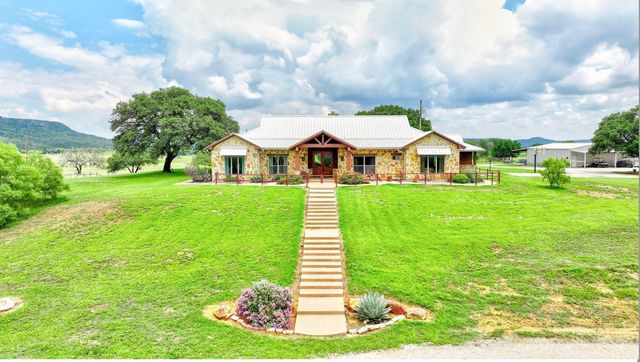 1084 Beddo Mountain, Santo, TX 76472