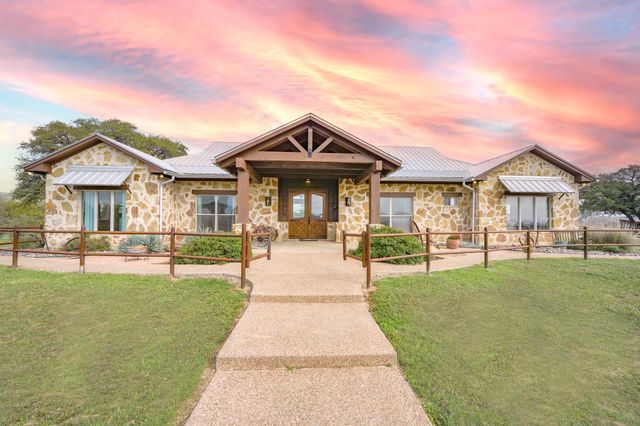 1084 Beddo Mountain, Santo, TX 76472