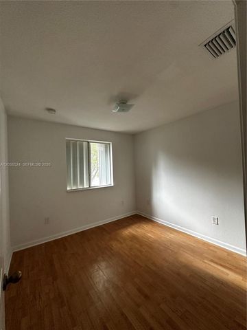 2452 SE 14th Ave 284, Homestead, FL 33035