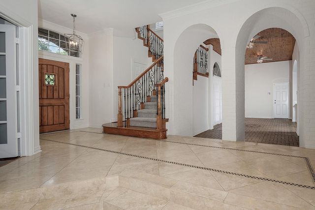 11 Lansdowne, The Woodlands, TX 77382