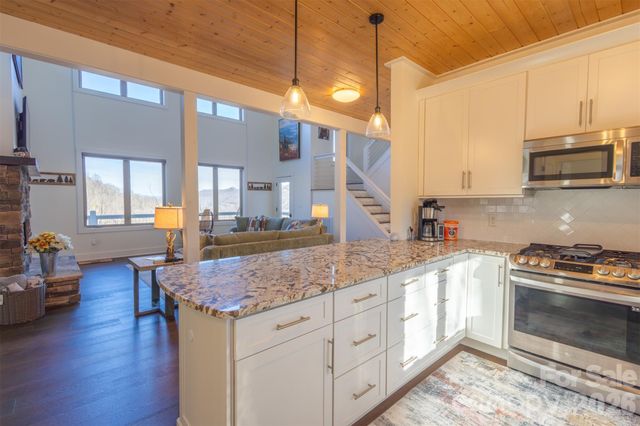 346 Birdymay Drive, Tuckasegee, NC 28783