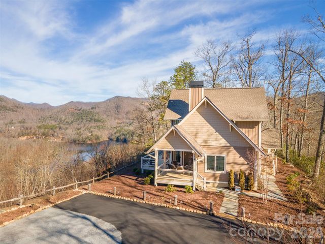 346 Birdymay Drive, Tuckasegee, NC 28783