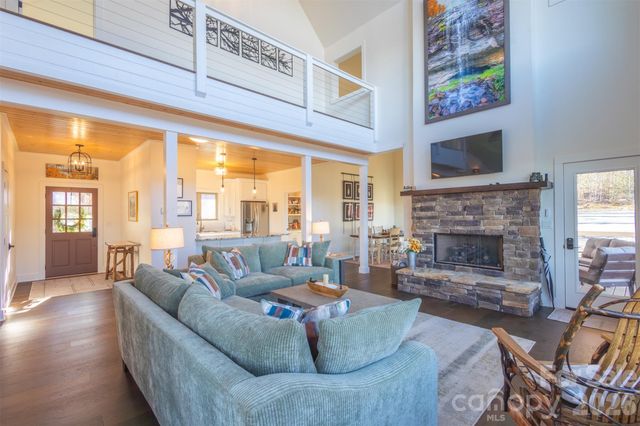 346 Birdymay Drive, Tuckasegee, NC 28783