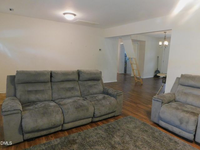 1536 Hight Street, Henderson, NC 27536