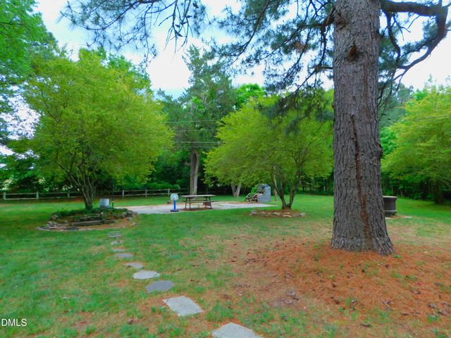1536 Hight Street, Henderson, NC 27536