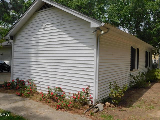 1536 Hight Street, Henderson, NC 27536