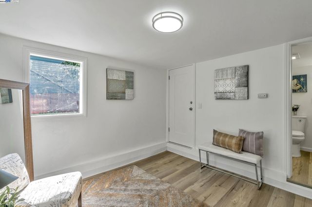 2025 34th Ave, Oakland, CA 94601