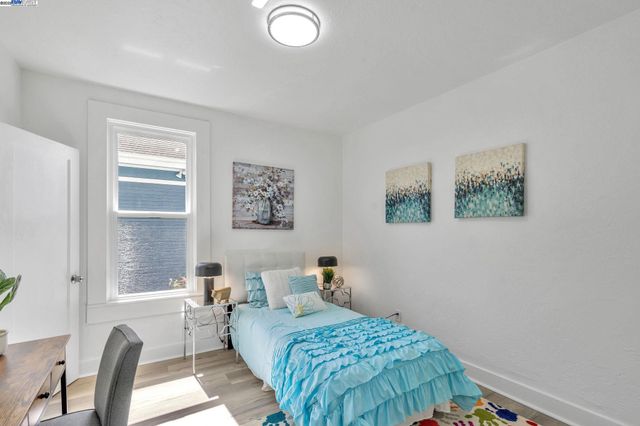 2025 34th Ave, Oakland, CA 94601