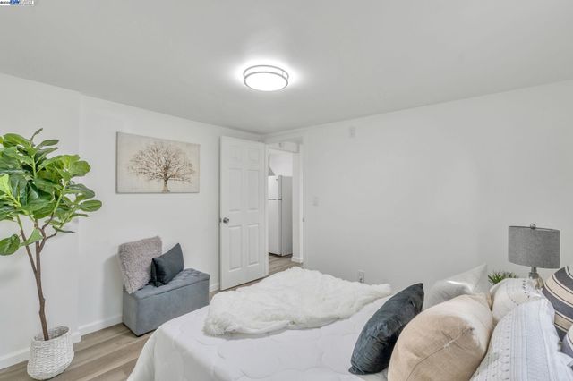 2025 34th Ave, Oakland, CA 94601