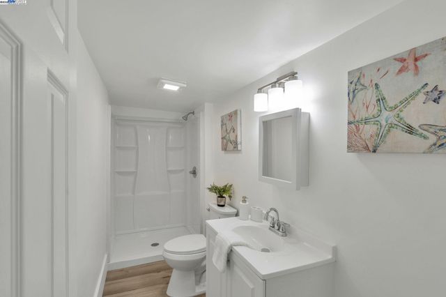 2025 34th Ave, Oakland, CA 94601