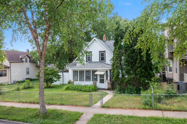 1080 Cook Avenue E, Saint Paul, MN 55106