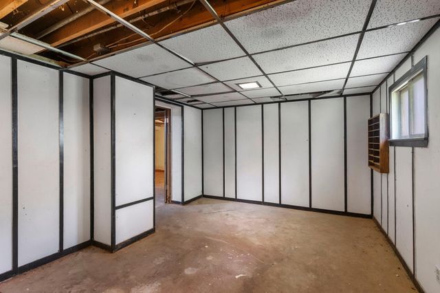 1080 Cook Avenue E, Saint Paul, MN 55106